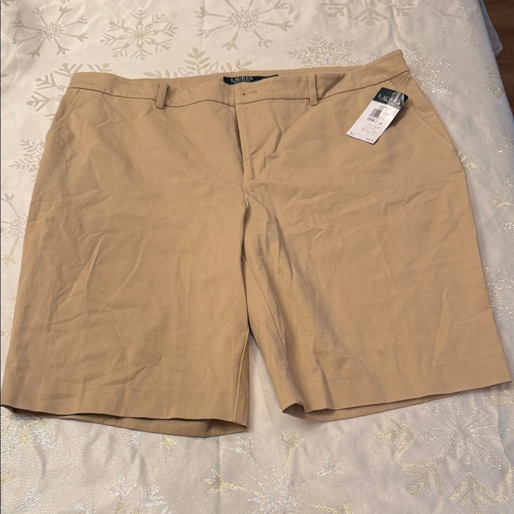 Lauren Ralph Lauren Pale Wheat Tailored Shorts | NWT | Size 18W / 18